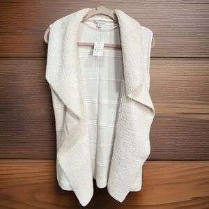 Cato Cream Sleeveless Sherpa Open-Front Vest